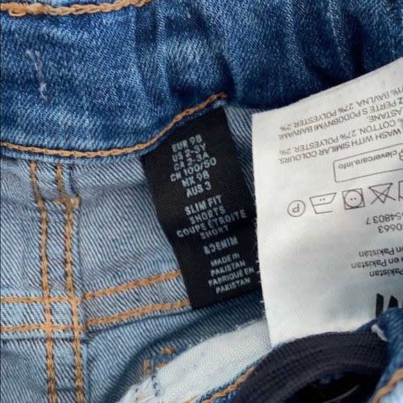 Toddler Boys H+M Jean Shorts - Picture 2 of 3